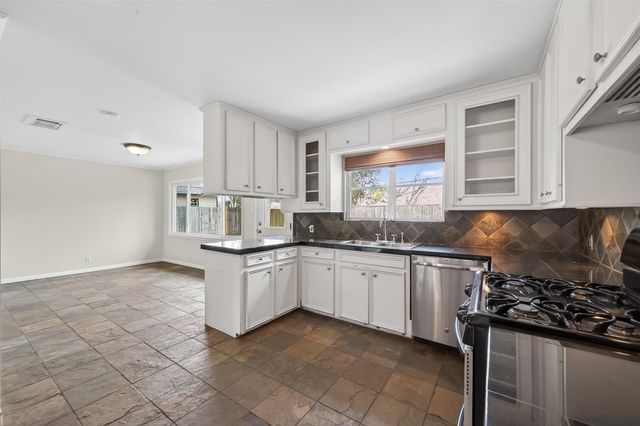 4746 Kinglet Street, Houston, TX 77035