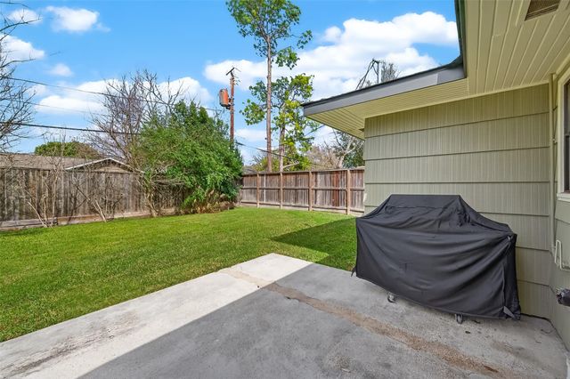 4746 Kinglet Street, Houston, TX 77035