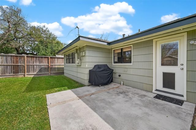 4746 Kinglet Street, Houston, TX 77035