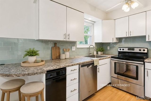 2308 Driftwood Place, St Louis, MO 63146