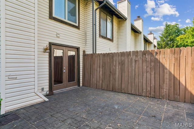 2308 Driftwood Place, St Louis, MO 63146