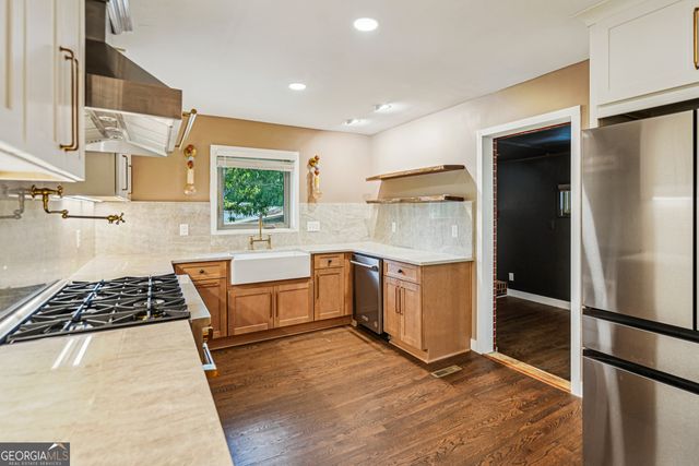 1679 Seayes Road SW, Mableton, GA 30126