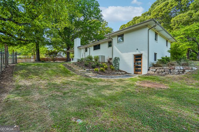 1679 Seayes Road SW, Mableton, GA 30126