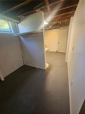 402 SW 17th Street, Blue Springs, MO 64015