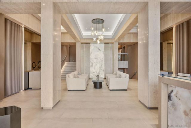 1810 Avenida del Mundo 703, Coronado, CA 92118