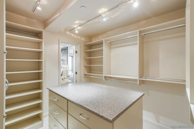 1810 Avenida del Mundo 703, Coronado, CA 92118