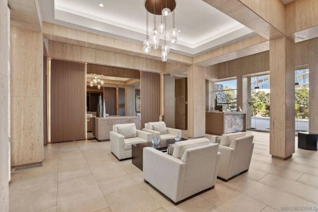 1810 Avenida del Mundo 703, Coronado, CA 92118