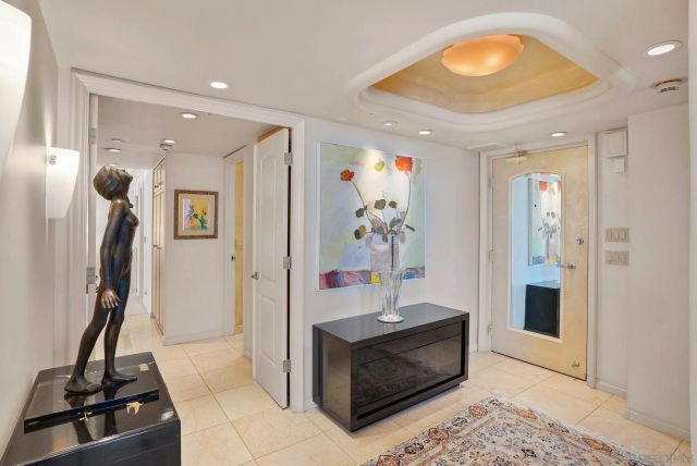 1810 Avenida del Mundo 703, Coronado, CA 92118