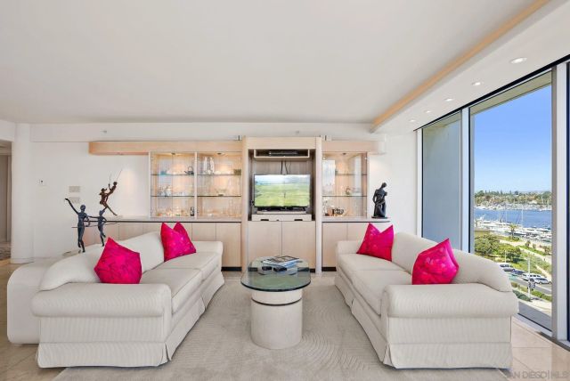 1810 Avenida del Mundo 703, Coronado, CA 92118