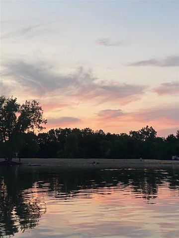 337 Horseshoe Court, Plainwell, MI 49080