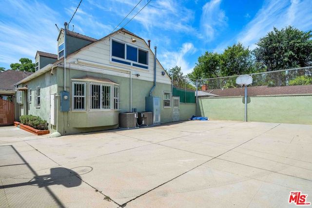 3439 W 84th Place, Inglewood, CA 90305