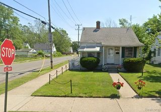 20320 Dresden Street, Detroit, MI 48205