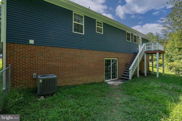 6027 CATHEDRAL RD, Fredericksburg, VA 22407