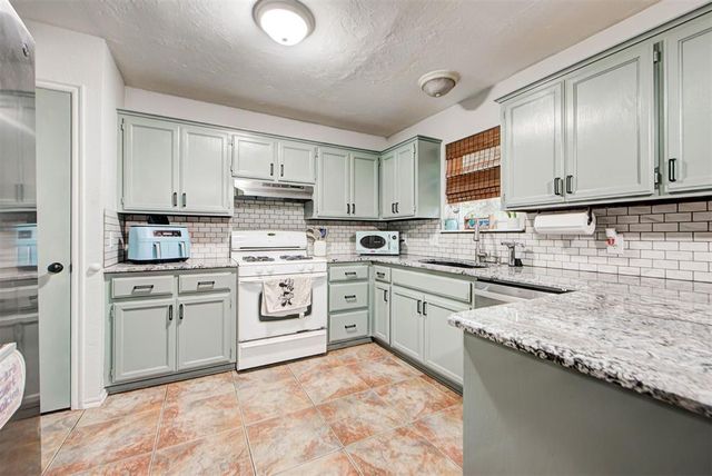 1665 NE 6th Street, Oklahoma City, OK 73160