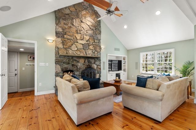 3 Bridle Path, Sherborn, MA 01770