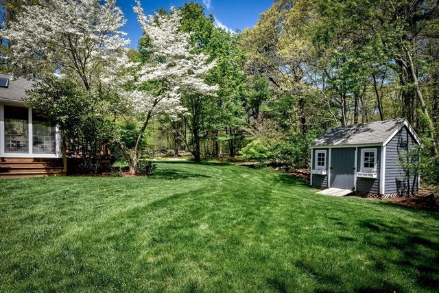 3 Bridle Path, Sherborn, MA 01770