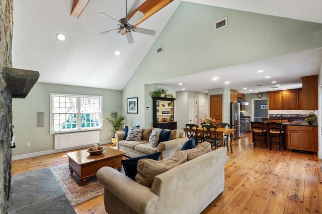 3 Bridle Path, Sherborn, MA 01770