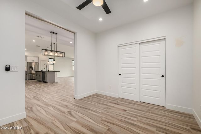 2418 E AMELIA Avenue, Phoenix, AZ 85016