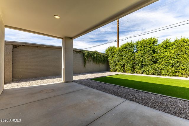 2418 E AMELIA Avenue, Phoenix, AZ 85016