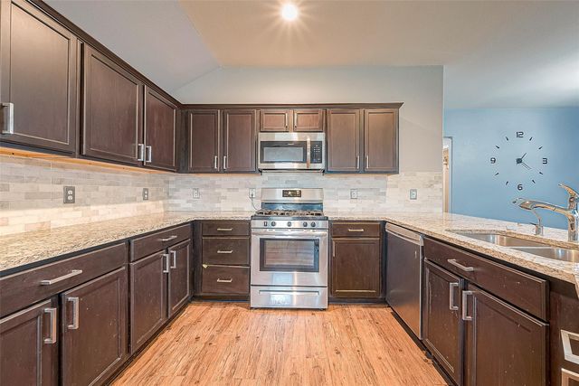 14015 Lake Crescent Drive, Conroe, TX 77384