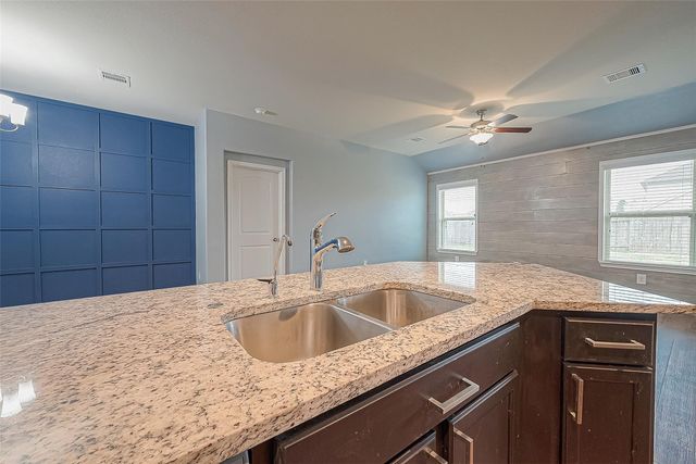 14015 Lake Crescent Drive, Conroe, TX 77384