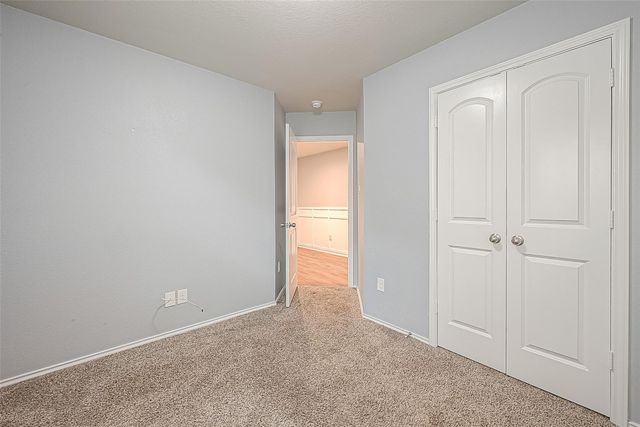 14015 Lake Crescent Drive, Conroe, TX 77384