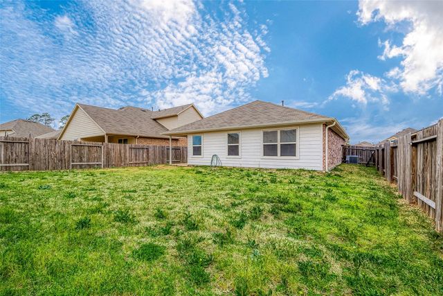 14015 Lake Crescent Drive, Conroe, TX 77384