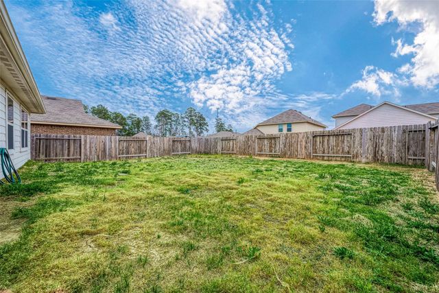 14015 Lake Crescent Drive, Conroe, TX 77384