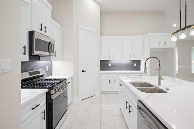 24308 Jane Avenue, Porter, TX 77365