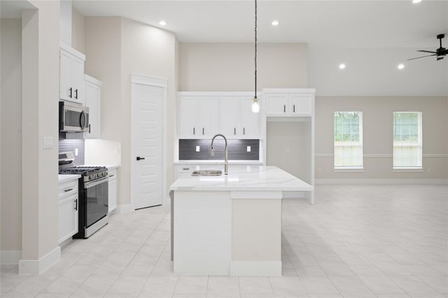 24308 Jane Avenue, Porter, TX 77365