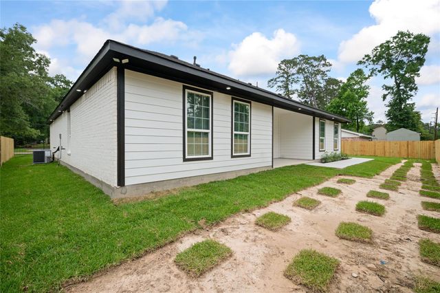 24308 Jane Avenue, Porter, TX 77365
