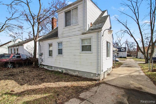 20035 Ashton Avenue, Detroit, MI 48219