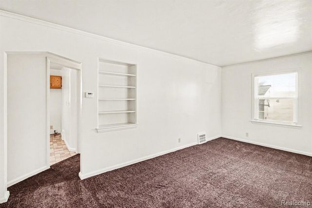 20035 Ashton Avenue, Detroit, MI 48219