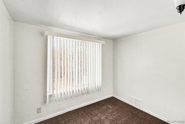 20035 Ashton Avenue, Detroit, MI 48219