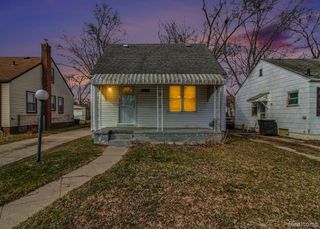 20035 Ashton Avenue, Detroit, MI 48219