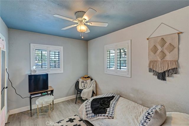 235 E M, Colton, CA 92324