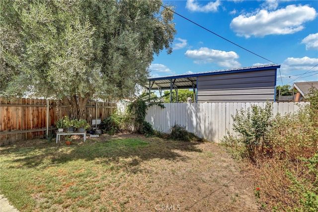235 E M, Colton, CA 92324