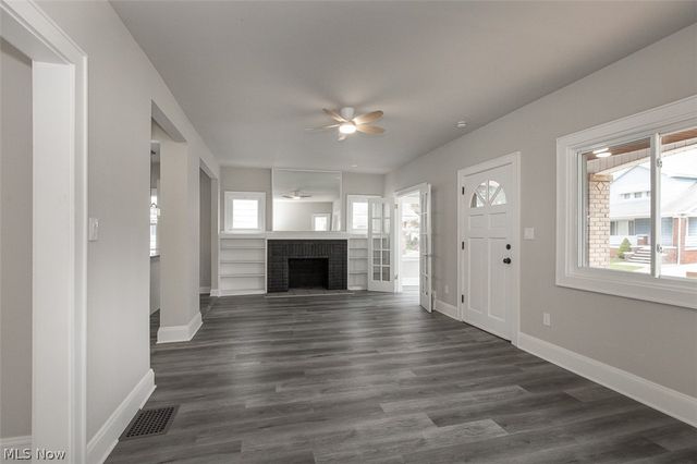 4940 E 106th Street, Garfield Heights, OH 44125