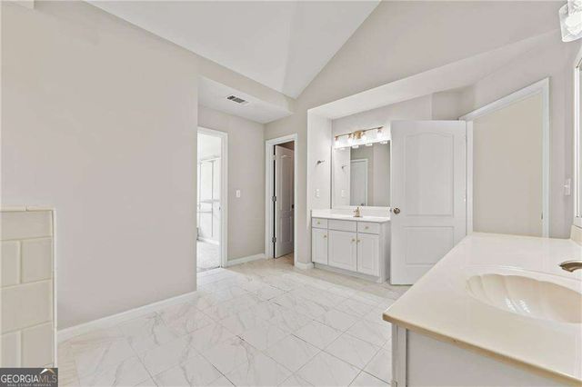 2878 Calhoun Square, Suwanee, GA 30024