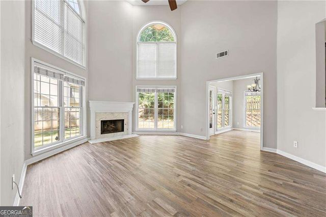 2878 Calhoun Square, Suwanee, GA 30024