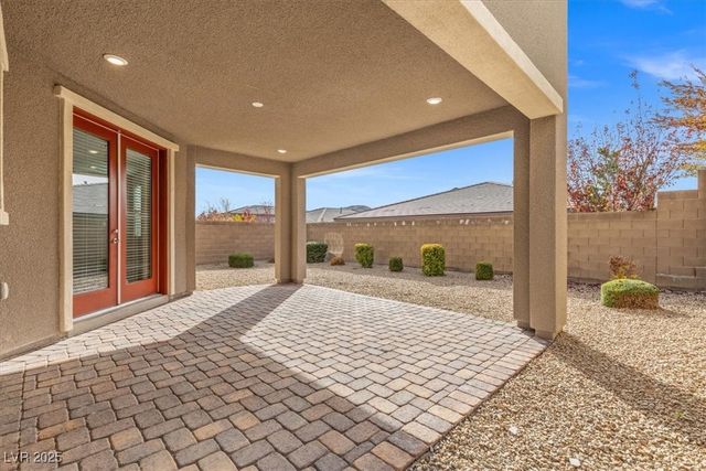 929 Glenhaven Place, Las Vegas, NV 89138