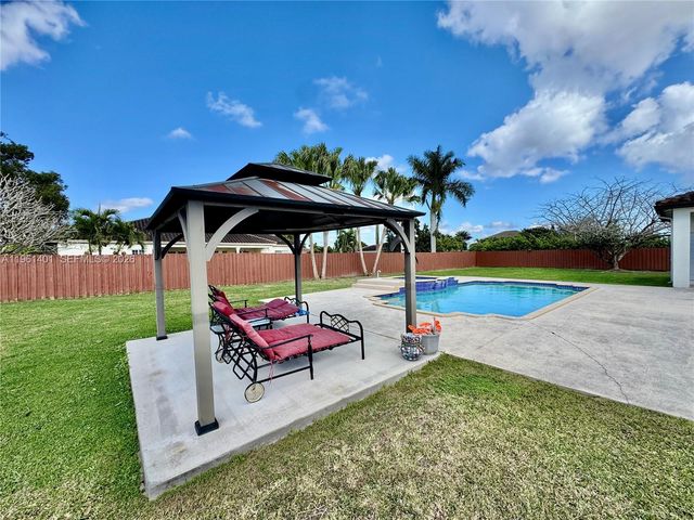 20449 SW 328th St, Homestead, FL 33030
