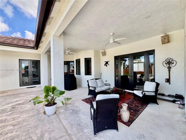 20449 SW 328th St, Homestead, FL 33030