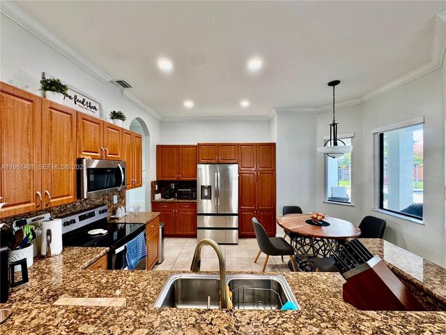 20449 SW 328th St, Homestead, FL 33030