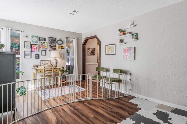 1517 Circledale Rd, North Little Rock, AR 72116