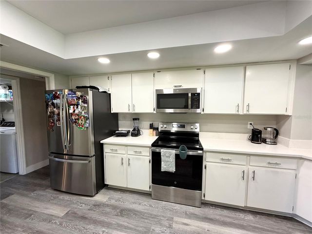 2816 COUNTRYBROOK DRIVE L16, Palm Harbor, FL 34684