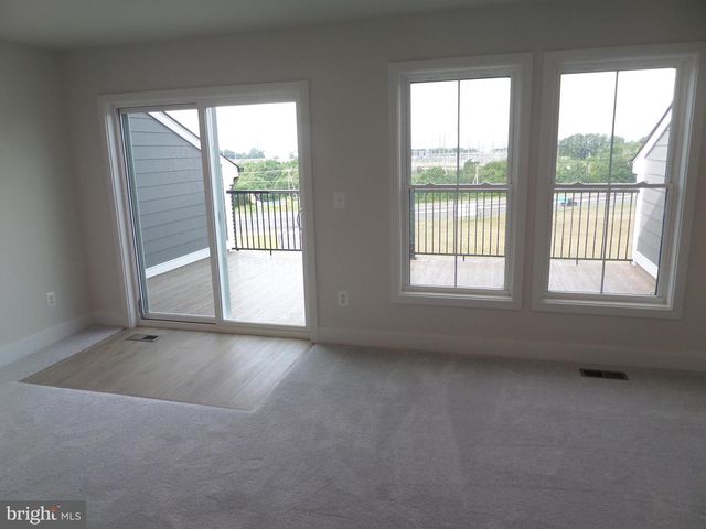 2718 RIVER BIRCH RD, Herndon, VA 20171