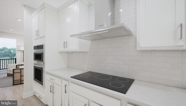 2718 RIVER BIRCH RD, Herndon, VA 20171