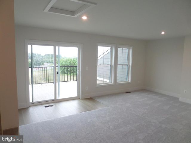 2718 RIVER BIRCH RD, Herndon, VA 20171