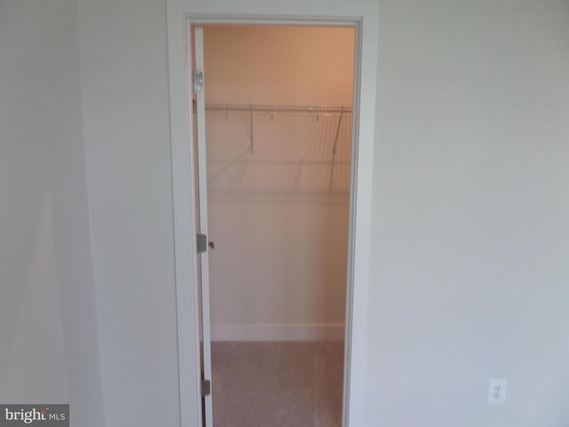2718 RIVER BIRCH RD, Herndon, VA 20171
